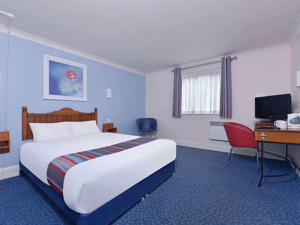 Travelodge Bournemouth Cooper Dean Pokój zdjęcie