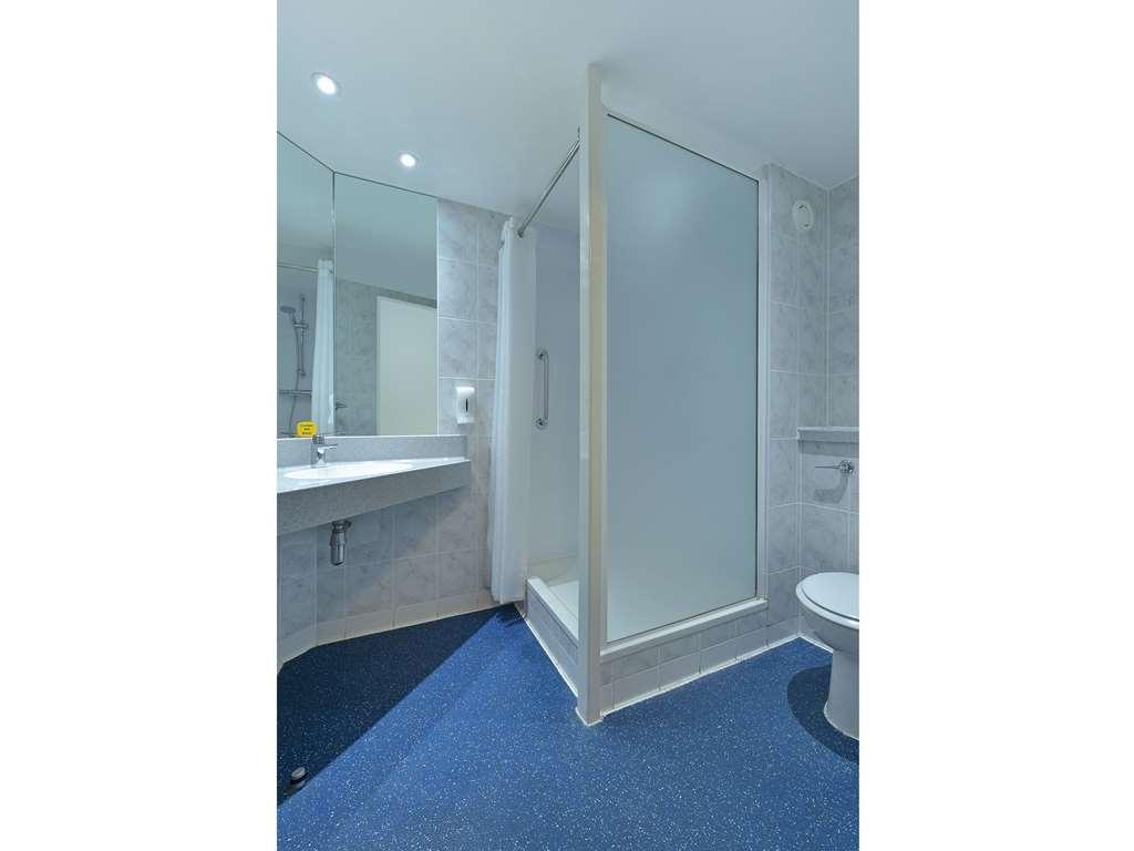 Travelodge Bournemouth Cooper Dean Pokój zdjęcie