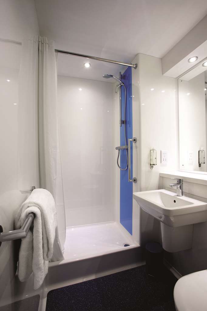 Travelodge Bournemouth Cooper Dean Pokój zdjęcie