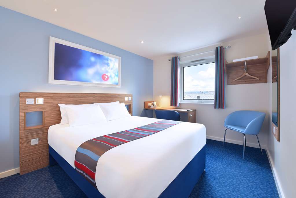 Travelodge Bournemouth Cooper Dean Pokój zdjęcie