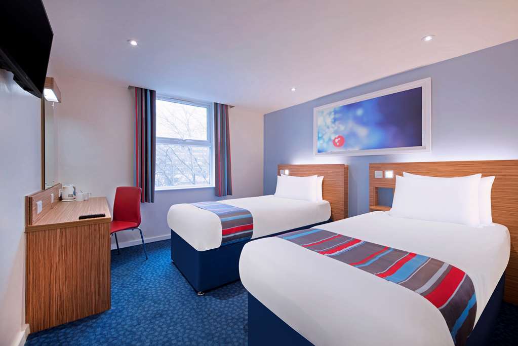 Travelodge Bournemouth Cooper Dean Pokój zdjęcie